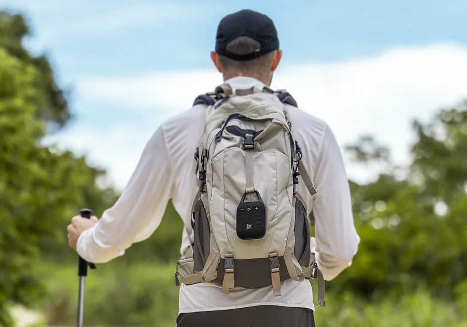 Alto-falante Bluetooth portátil com gancho, IPX7 à prova d'água, 20H de tempo de reprodução, para camping, caminhadas, ao ar livre